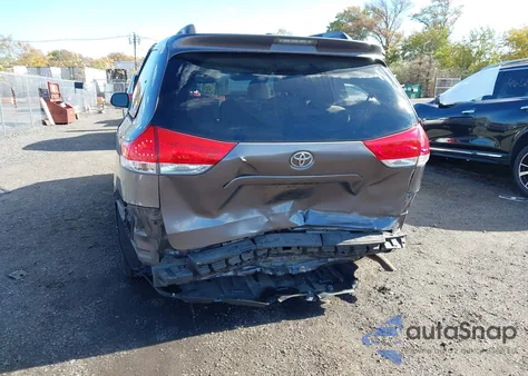 2011 Toyota Sienna Le V6 from USA, damaged, VIN 5TDKK3DC8BS011112